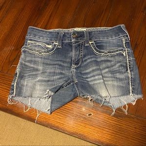 Arias cutoff shorts